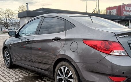 Hyundai Solaris II рестайлинг, 2012 год, 750 000 рублей, 8 фотография