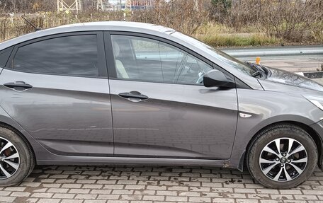 Hyundai Solaris II рестайлинг, 2012 год, 750 000 рублей, 10 фотография