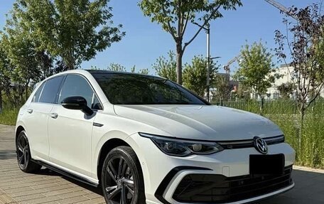 Volkswagen Golf VIII, 2022 год, 1 970 000 рублей, 3 фотография