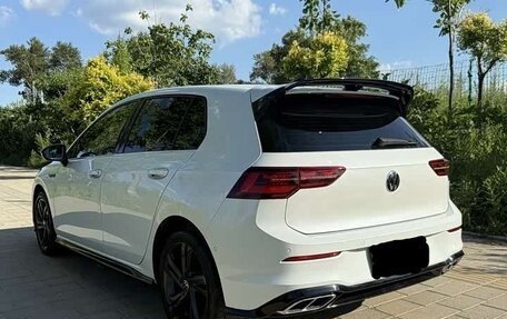 Volkswagen Golf VIII, 2022 год, 1 970 000 рублей, 6 фотография