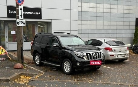 Toyota Land Cruiser Prado 150 рестайлинг 2, 2015 год, 3 650 000 рублей, 3 фотография