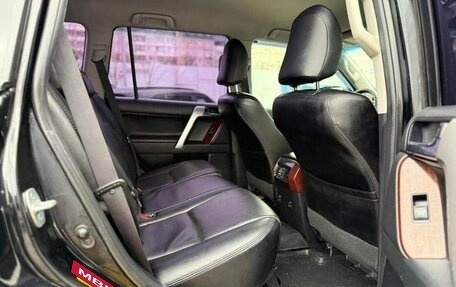 Toyota Land Cruiser Prado 150 рестайлинг 2, 2015 год, 3 650 000 рублей, 13 фотография