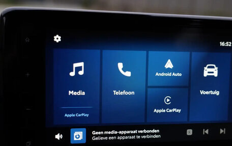 Toyota Yaris Cross, 2024 год, 1 650 000 рублей, 10 фотография