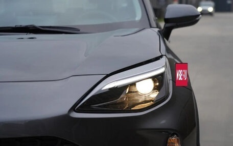 Toyota Yaris Cross, 2024 год, 1 650 000 рублей, 3 фотография