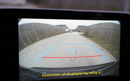 Toyota Yaris Cross, 2024 год, 1 650 000 рублей, 19 фотография