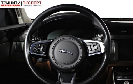 Jaguar XF II, 2019 год, 2 967 000 рублей, 16 фотография