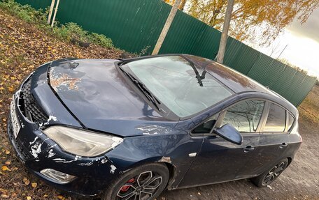 Opel Astra J, 2010 год, 520 000 рублей, 4 фотография