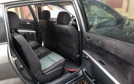 Toyota Corolla Verso I, 2005 год, 530 000 рублей, 13 фотография