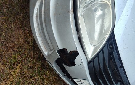 Renault Logan I, 2012 год, 170 000 рублей, 3 фотография