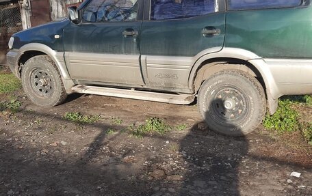 Nissan Terrano II рестайлинг, 2000 год, 750 000 рублей, 3 фотография