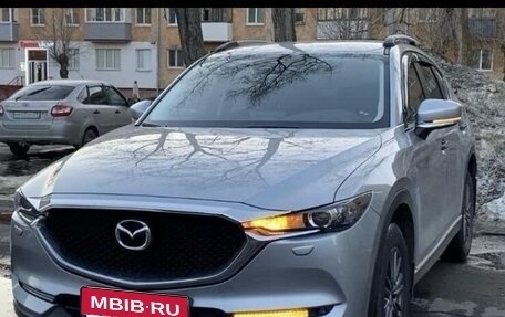 Mazda CX-5 II, 2020 год, 2 800 000 рублей, 1 фотография