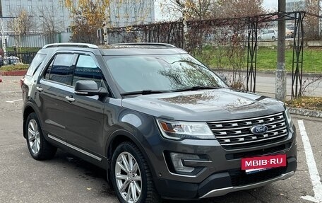 Ford Explorer VI, 2017 год, 2 850 000 рублей, 2 фотография