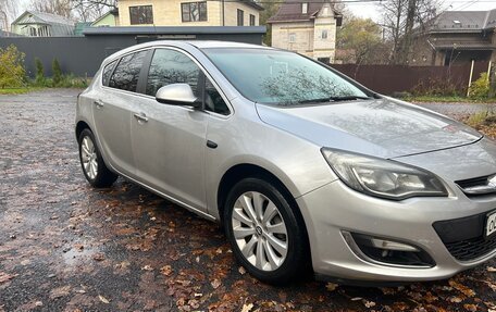 Opel Astra J, 2012 год, 570 000 рублей, 4 фотография