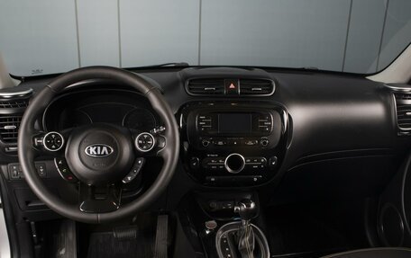 KIA Soul II рестайлинг, 2016 год, 1 540 000 рублей, 6 фотография