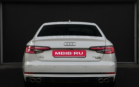 Audi A4, 2018 год, 2 590 000 рублей, 6 фотография