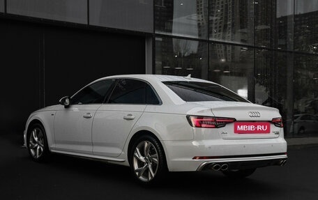 Audi A4, 2018 год, 2 590 000 рублей, 7 фотография