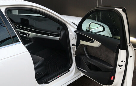 Audi A4, 2018 год, 2 590 000 рублей, 9 фотография