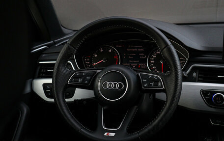 Audi A4, 2018 год, 2 590 000 рублей, 16 фотография