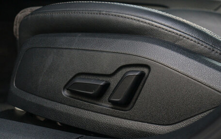 Audi A4, 2018 год, 2 590 000 рублей, 20 фотография