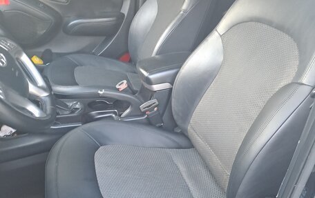 Hyundai ix35 I рестайлинг, 2011 год, 1 100 000 рублей, 9 фотография