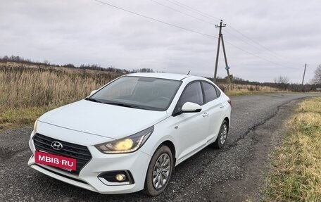 Hyundai Solaris II рестайлинг, 2017 год, 1 200 000 рублей, 3 фотография