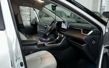 Toyota RAV4, 2021 год, 3 450 000 рублей, 20 фотография