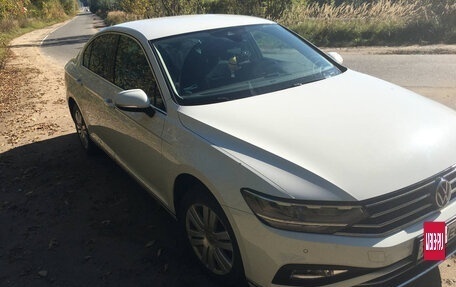 Volkswagen Passat B8 рестайлинг, 2021 год, 2 990 000 рублей, 7 фотография