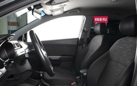 Hyundai Solaris II рестайлинг, 2016 год, 1 050 000 рублей, 9 фотография