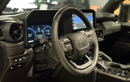 Toyota Land Cruiser Prado, 2024 год, 10 790 000 рублей, 7 фотография