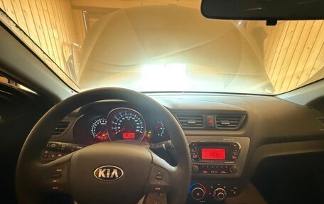 KIA Rio III рестайлинг, 2013 год, 1 950 000 рублей, 3 фотография