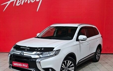 Mitsubishi Outlander III рестайлинг 3, 2020 год, 1 875 000 рублей, 1 фотография