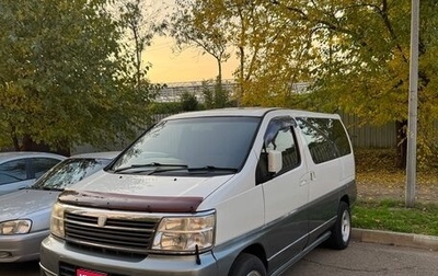 Nissan Elgrand I, 2000 год, 825 000 рублей, 1 фотография