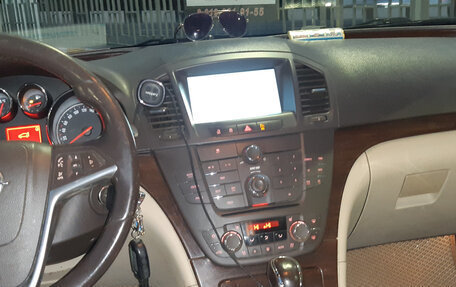 Opel Insignia II рестайлинг, 2011 год, 840 000 рублей, 6 фотография