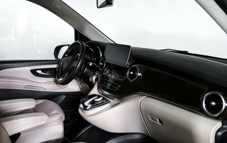 Mercedes-Benz V-Класс, 2017 год, 4 990 000 рублей, 11 фотография