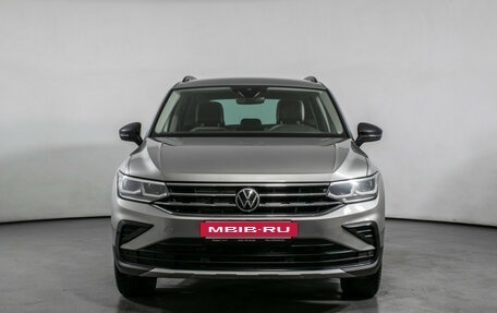 Volkswagen Tiguan II, 2021 год, 3 400 000 рублей, 2 фотография