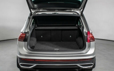 Volkswagen Tiguan II, 2021 год, 3 400 000 рублей, 9 фотография