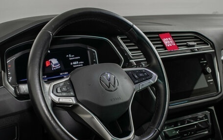 Volkswagen Tiguan II, 2021 год, 3 400 000 рублей, 14 фотография