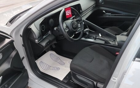 Hyundai Elantra, 2023 год, 2 550 000 рублей, 5 фотография