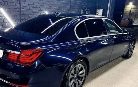 BMW 7 серия, 2014 год, 1 990 000 рублей, 3 фотография