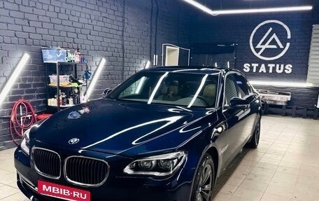 BMW 7 серия, 2014 год, 1 990 000 рублей, 6 фотография