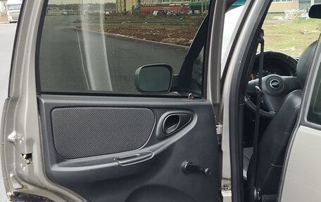 Chevrolet Niva I рестайлинг, 2010 год, 380 000 рублей, 20 фотография