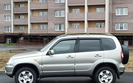 Chevrolet Niva I рестайлинг, 2010 год, 380 000 рублей, 11 фотография