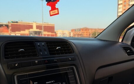 Volkswagen Polo VI (EU Market), 2016 год, 850 000 рублей, 28 фотография