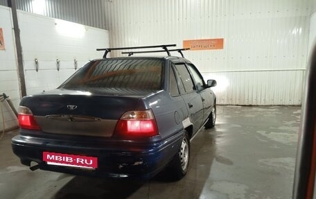 Daewoo Nexia I рестайлинг, 2003 год, 140 000 рублей, 6 фотография