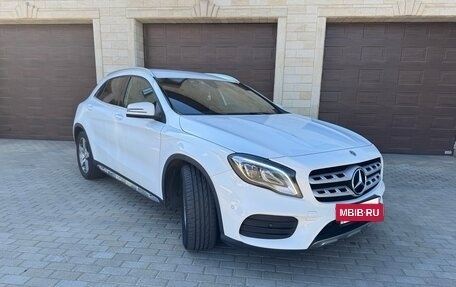 Mercedes-Benz GLA, 2018 год, 2 650 000 рублей, 3 фотография