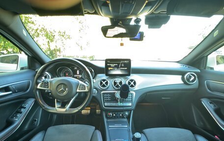 Mercedes-Benz GLA, 2018 год, 2 650 000 рублей, 6 фотография