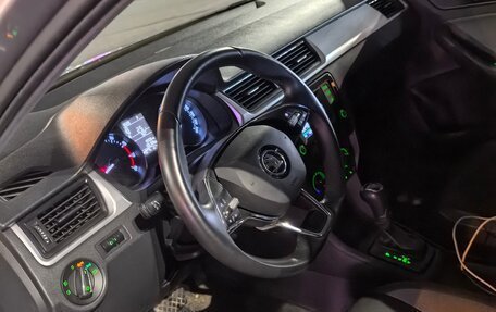 Skoda Rapid I, 2017 год, 1 035 000 рублей, 6 фотография