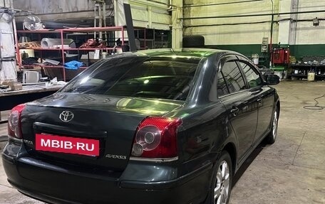 Toyota Avensis III рестайлинг, 2006 год, 920 000 рублей, 7 фотография
