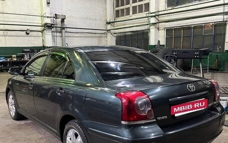 Toyota Avensis III рестайлинг, 2006 год, 920 000 рублей, 8 фотография