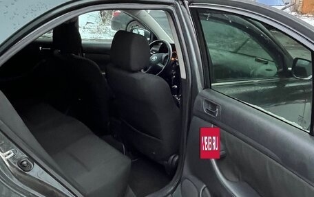 Toyota Avensis III рестайлинг, 2006 год, 920 000 рублей, 11 фотография